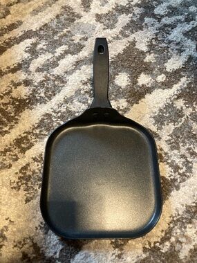 T-fal Non-Stick 6.6" Black silver square Mini grilled Cheese pancake Griddle pan